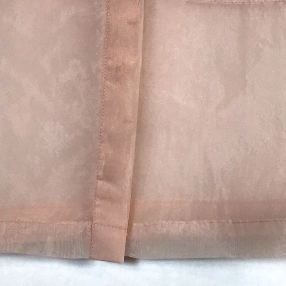 NWOT Rachel Zoe Pink Sheer Short Sleeve Button Down Cropped Blouse - Picture 2 of 6